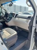 Toyota Hiace GL 2.8L Diesel Manual 9+ Seats 4 Doors