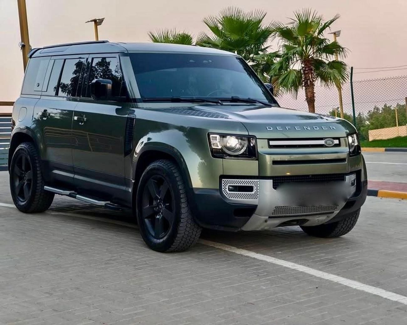 Land Rover Defender 110 HSE P400
