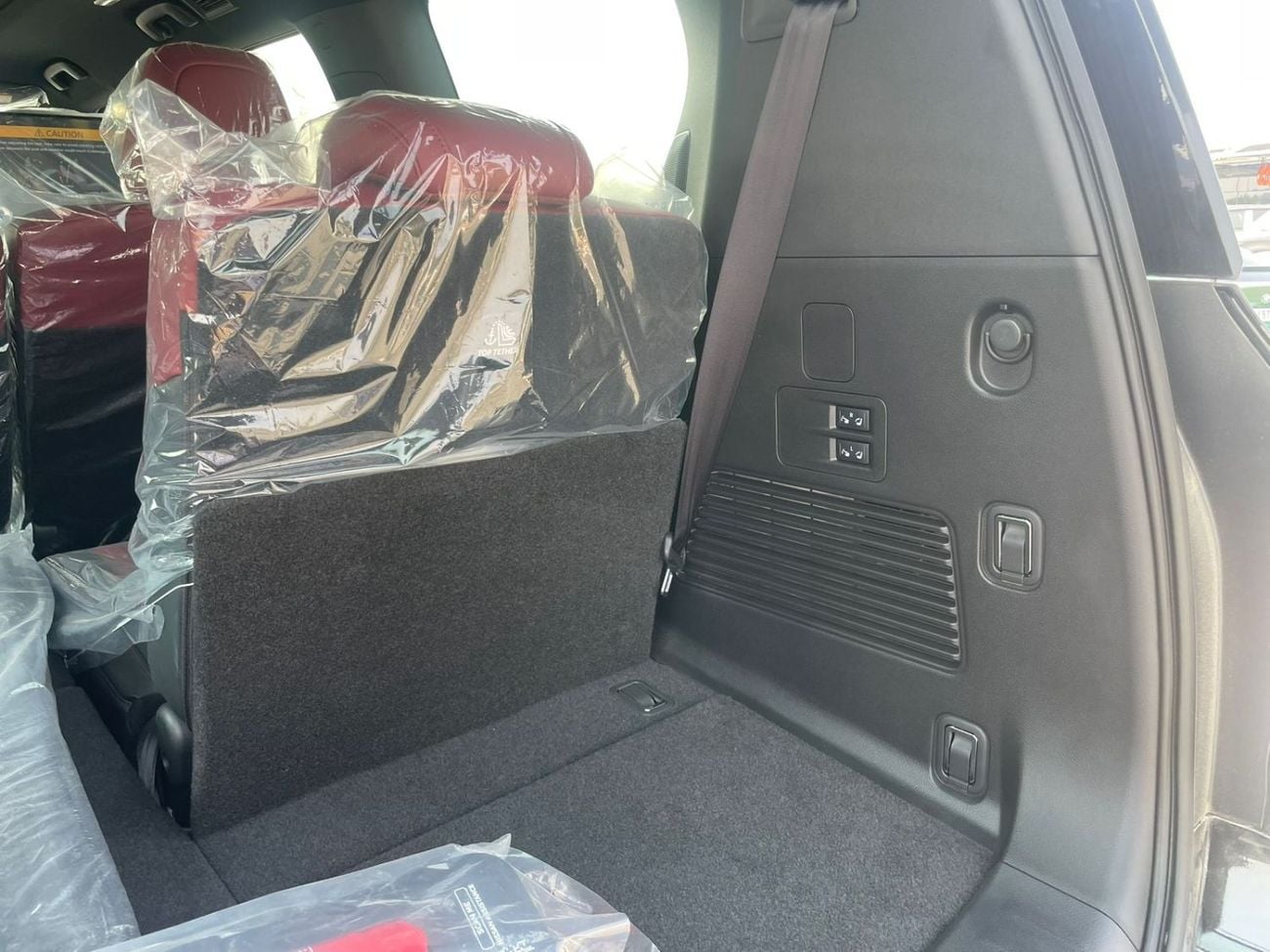 Nissan Patrol LE TITANIUM +