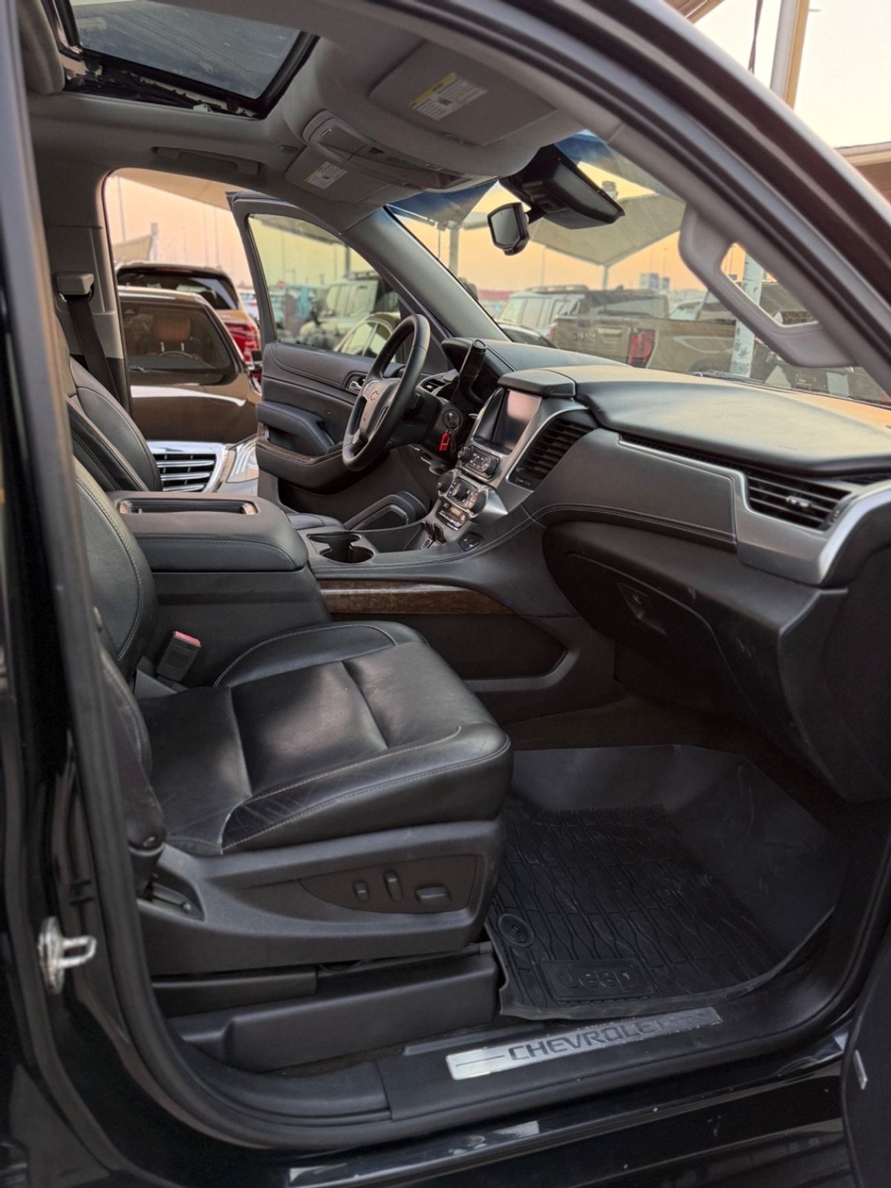 Chevrolet Tahoe 1LT 5.3L