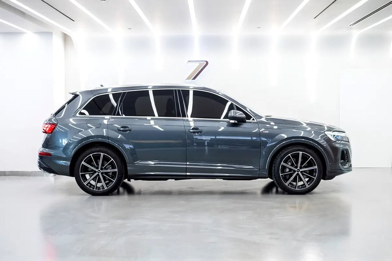 Audi Q7 45 TFSI | GCC Specs | with Warranty and Service
