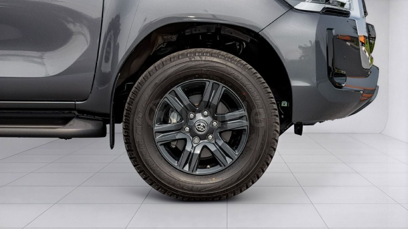 Toyota Hilux HILUX DC 2.8 DIESEL MEV AT 4WD | 2-YEAR WARRANTY + SERVICE AVAILABLE | IN-HOUSE FINANCING | 0% DOWN