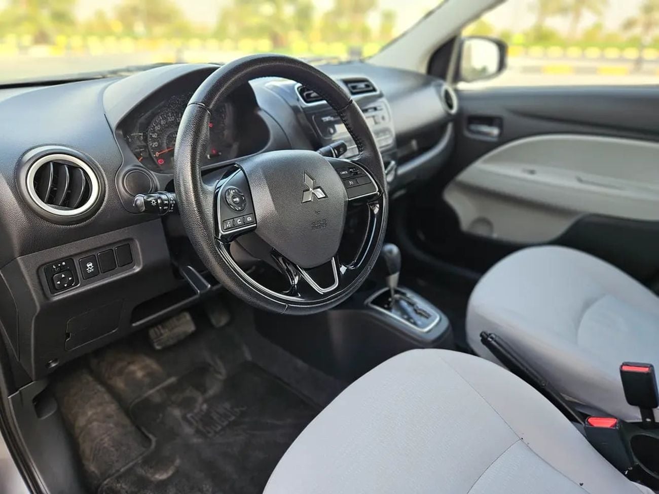 Mitsubishi Mirage GLX MID LINE 2022 | GCC Specs | Low Mileage Premium Car With Low KM Single Owner