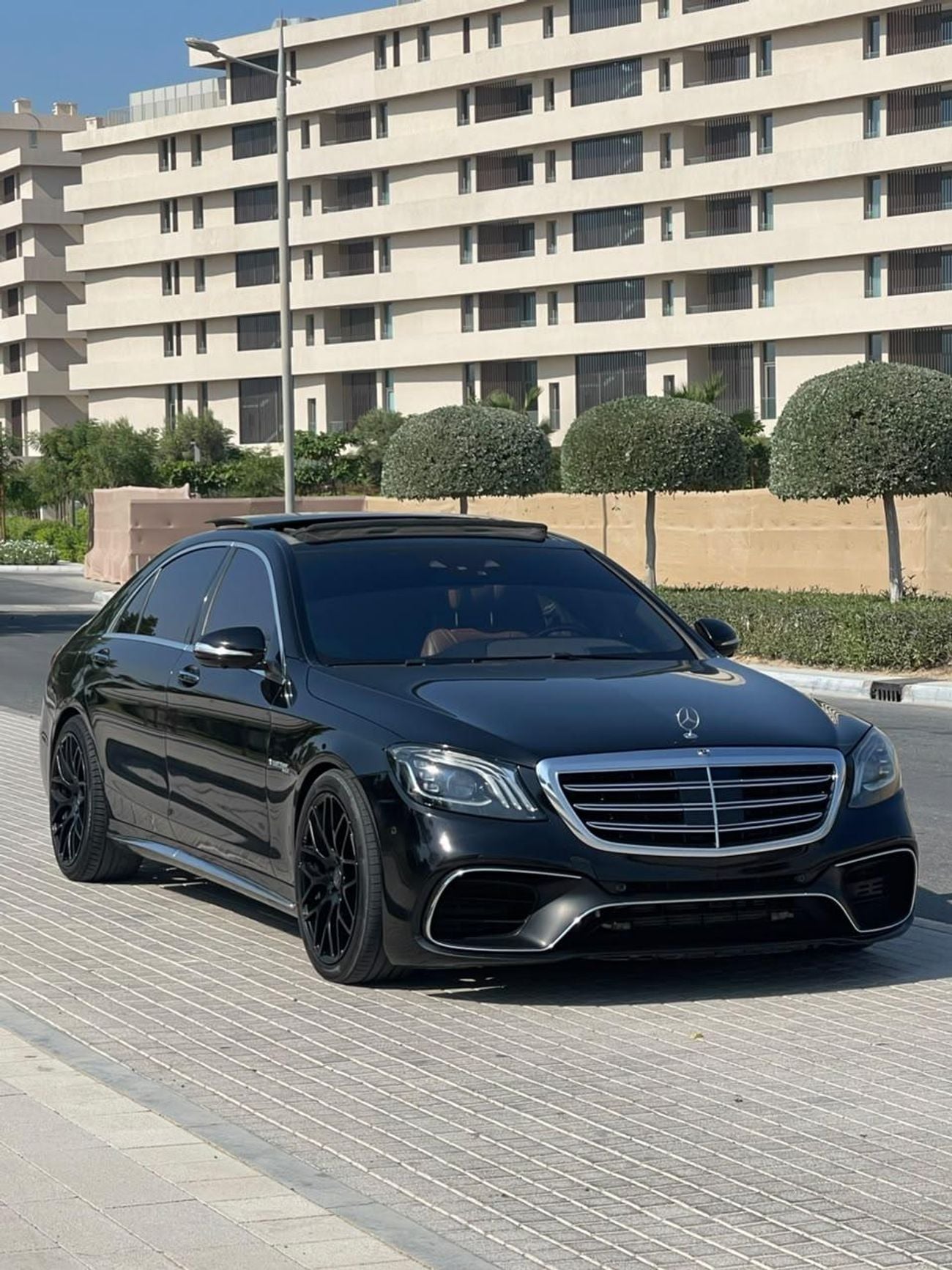 مرسيدس بنز S 63 AMG ستاندارد