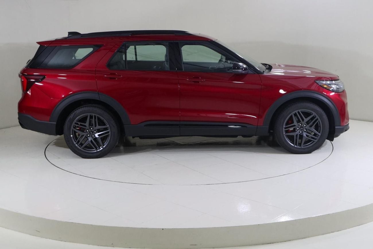 Ford Explorer ST E3625W / AL TAYER MOTORS AL QOUZ SHOWROOM