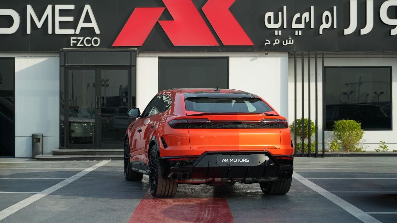 Lamborghini Urus SE Orange 2026MY Export Only