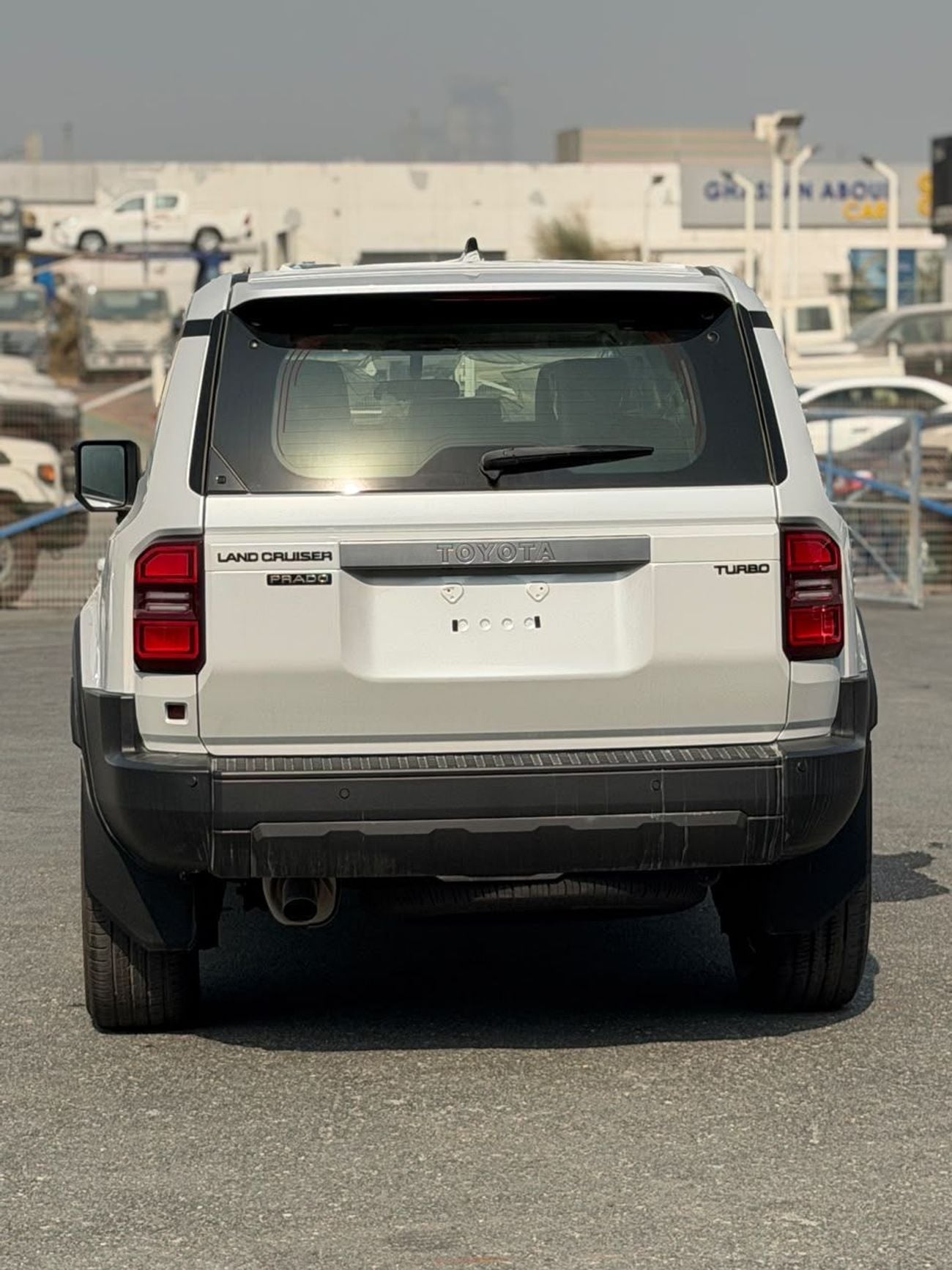 Toyota Prado 2.8L DIESEL HIGH OPTION