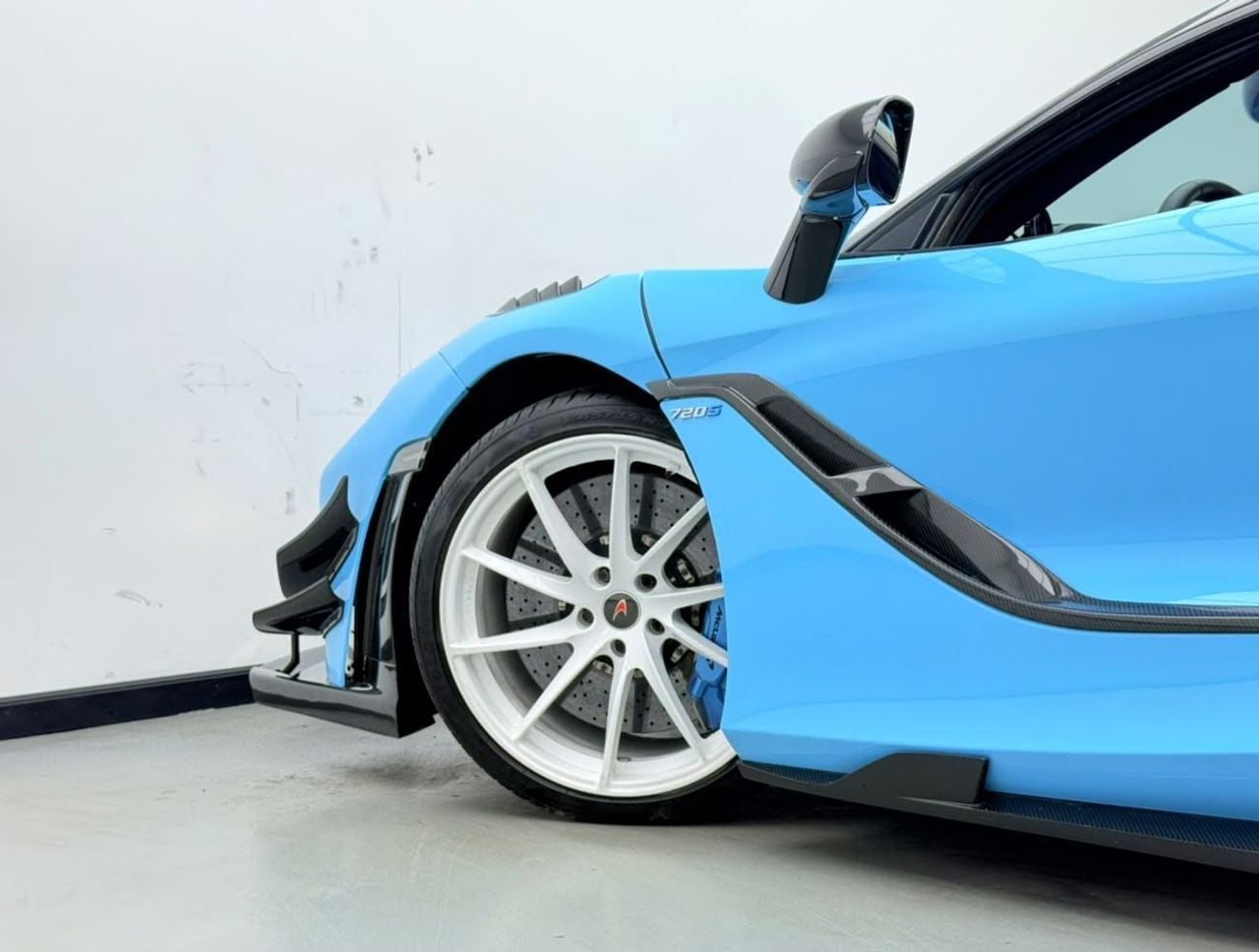 McLaren 720S PERFORMANCE 2018 McLaren 720S, Service History, Well Maintained, Full Wrapped, GCC Specs.