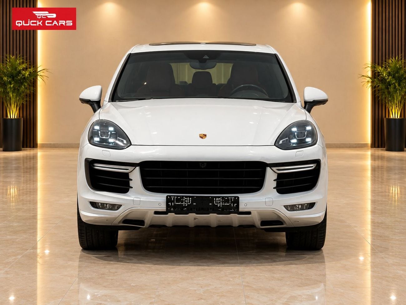 Porsche Cayenne GTS 2016 Porsche Cayenne GTS | White on Red | 169,981 km | GCC