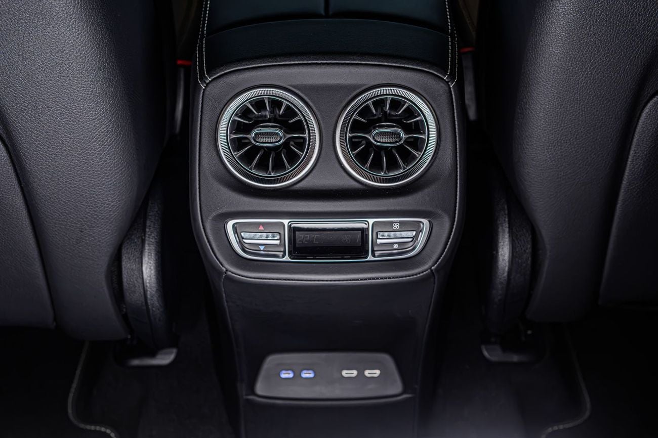 Mercedes Benz G63 AMG STANDARD Double Night Package | MANUFAKTUR Kalahari Gold Magno | GCC Specs | Gargash Warranty