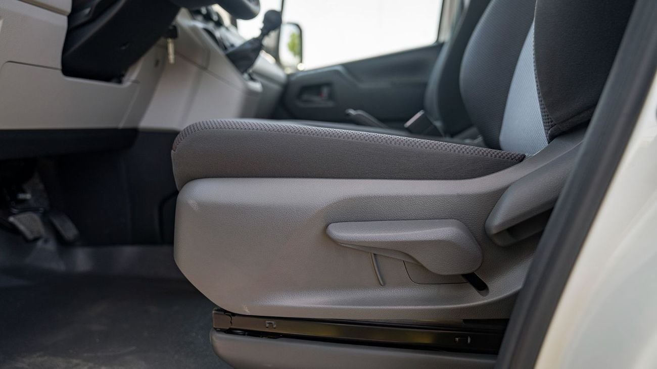 Toyota Hiace GL