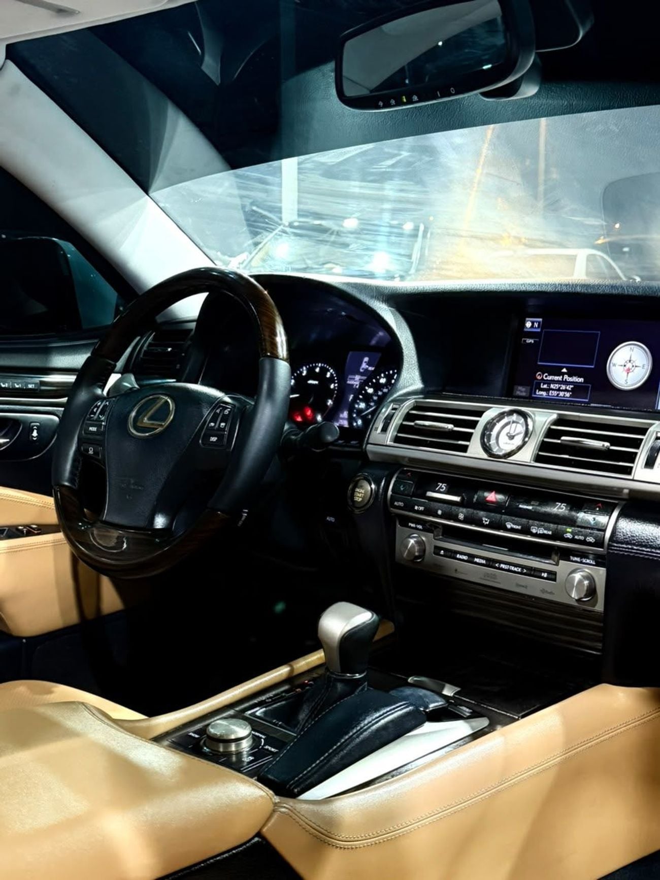 Lexus LS460 PRESTIGE SWB 39000