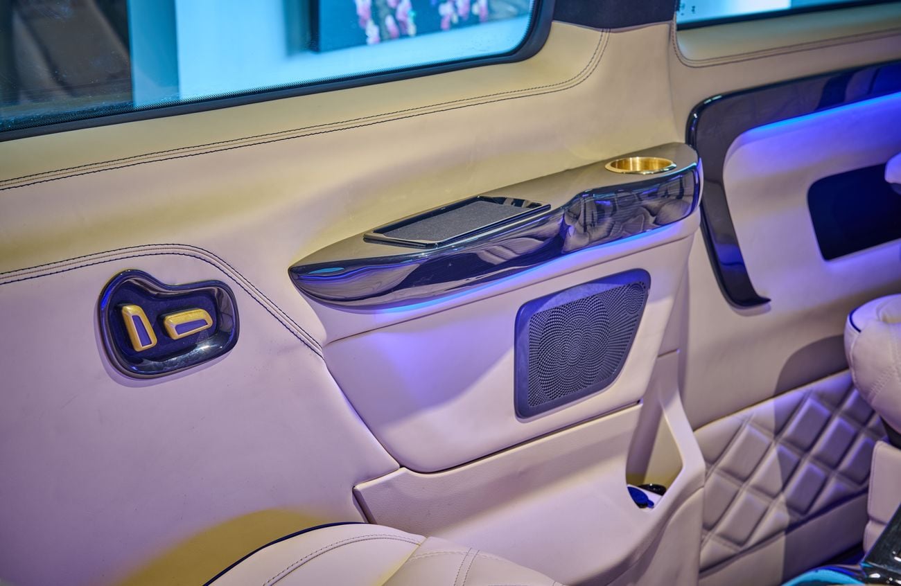 مرسيدس بنز V 300 AVANTGARDE