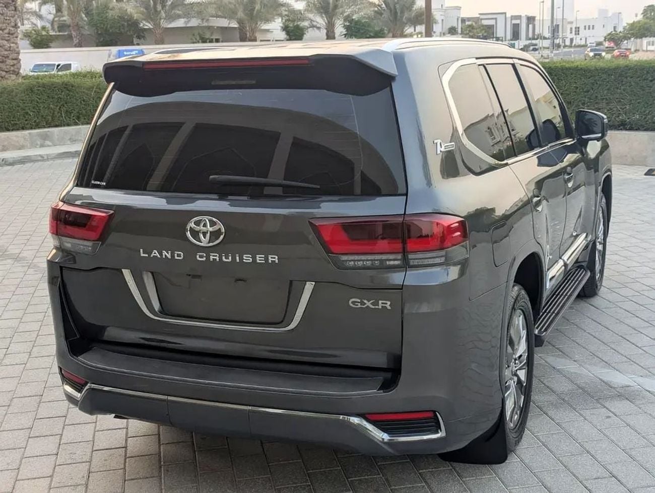 Toyota Land Cruiser GXR GCC specs Facelifted 2025 V6 4.0L Excellent Condition