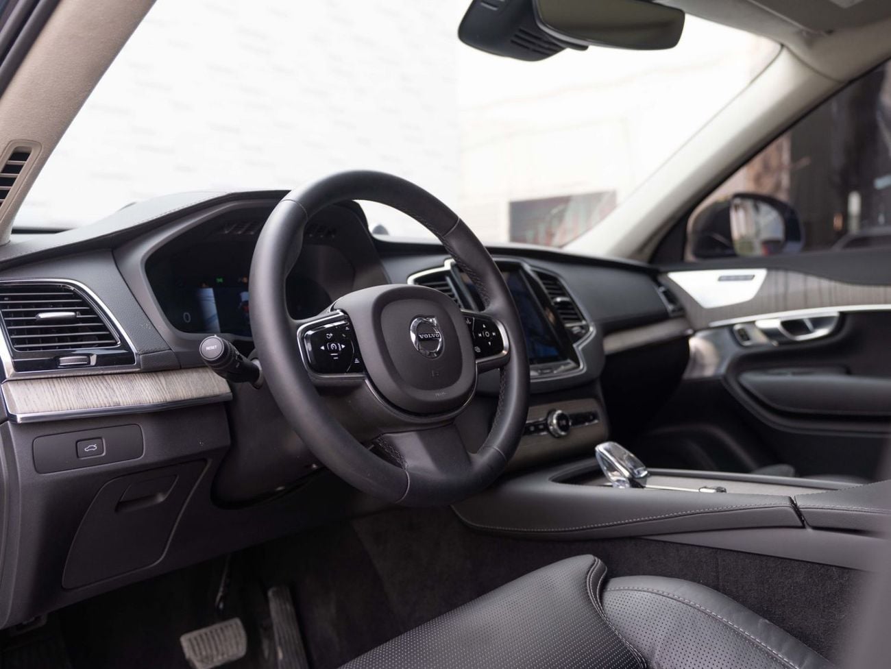 Volvo XC90 B6 Ultimate Bright Volvo XC90 B6 2024 GCC specs