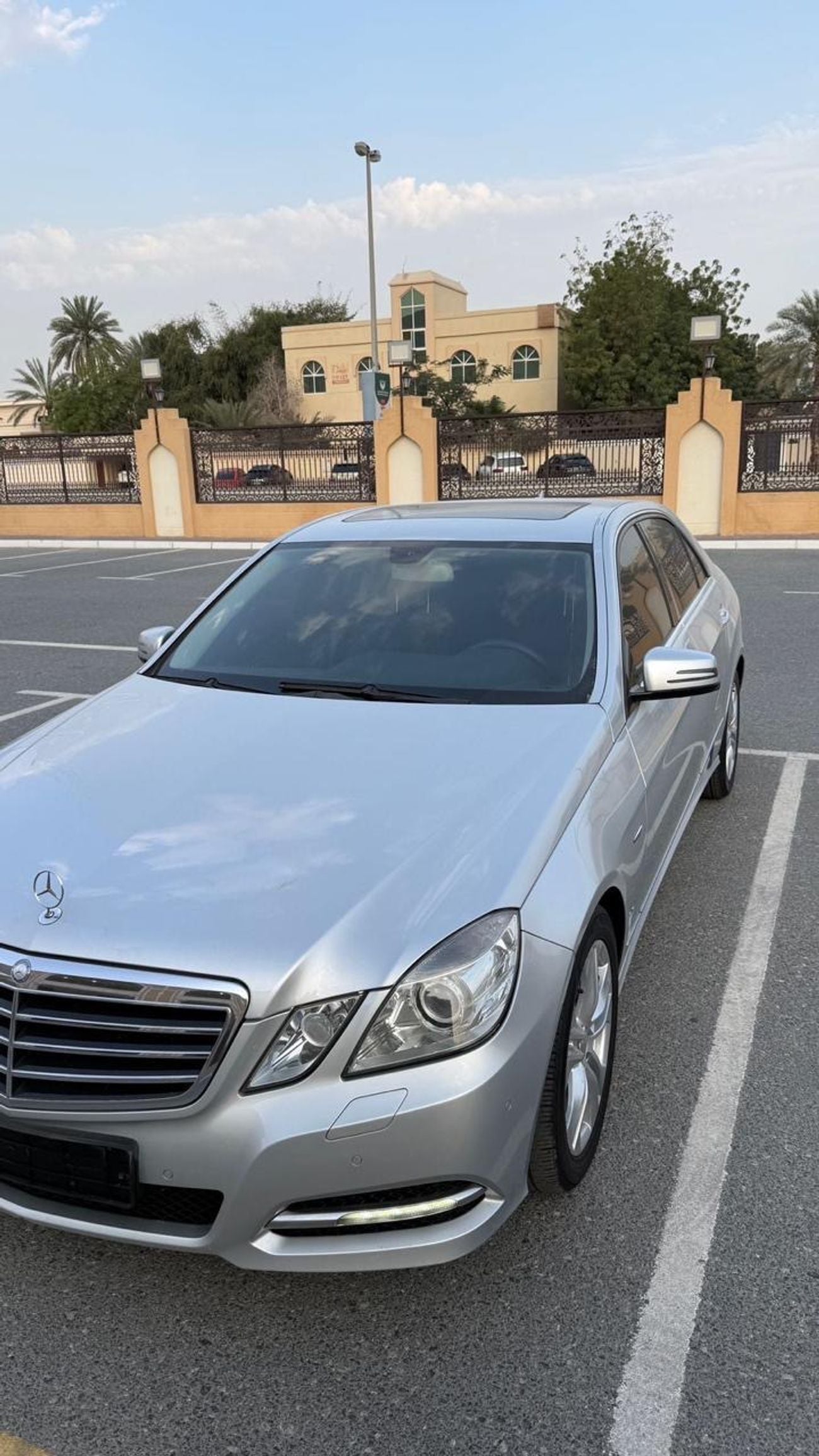 مرسيدس بنز E300 AVANTGARDE SPORT