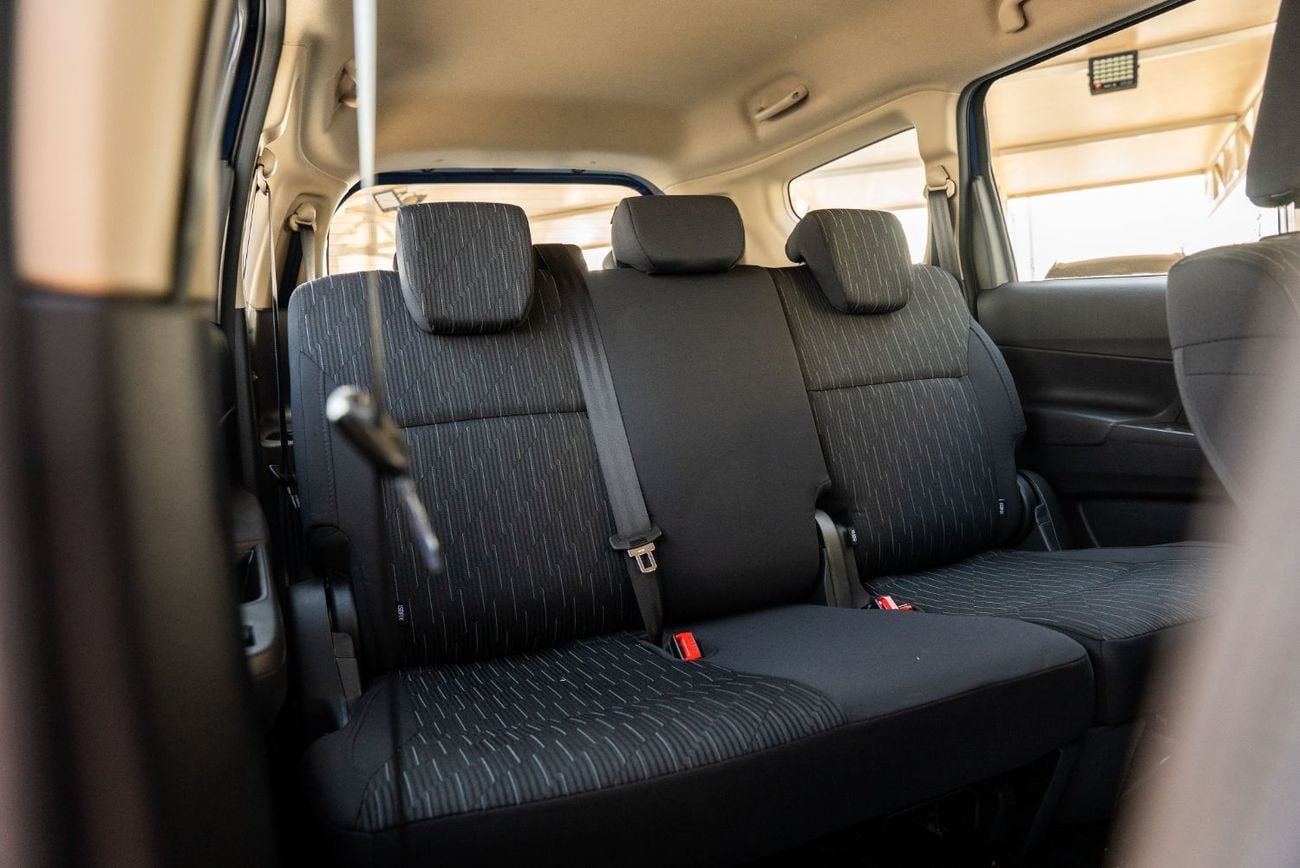 Suzuki Ertiga GL 2026 GCC Specs 7-Seater 1.5L 4 Cylinders GCC Brand New