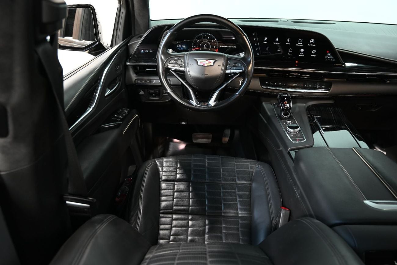 Cadillac Escalade V SERIES 2023 Cadillac Escalade V, 2/2028 Cadillac Warranty and Service Pack, Cadillac Service History, GCC