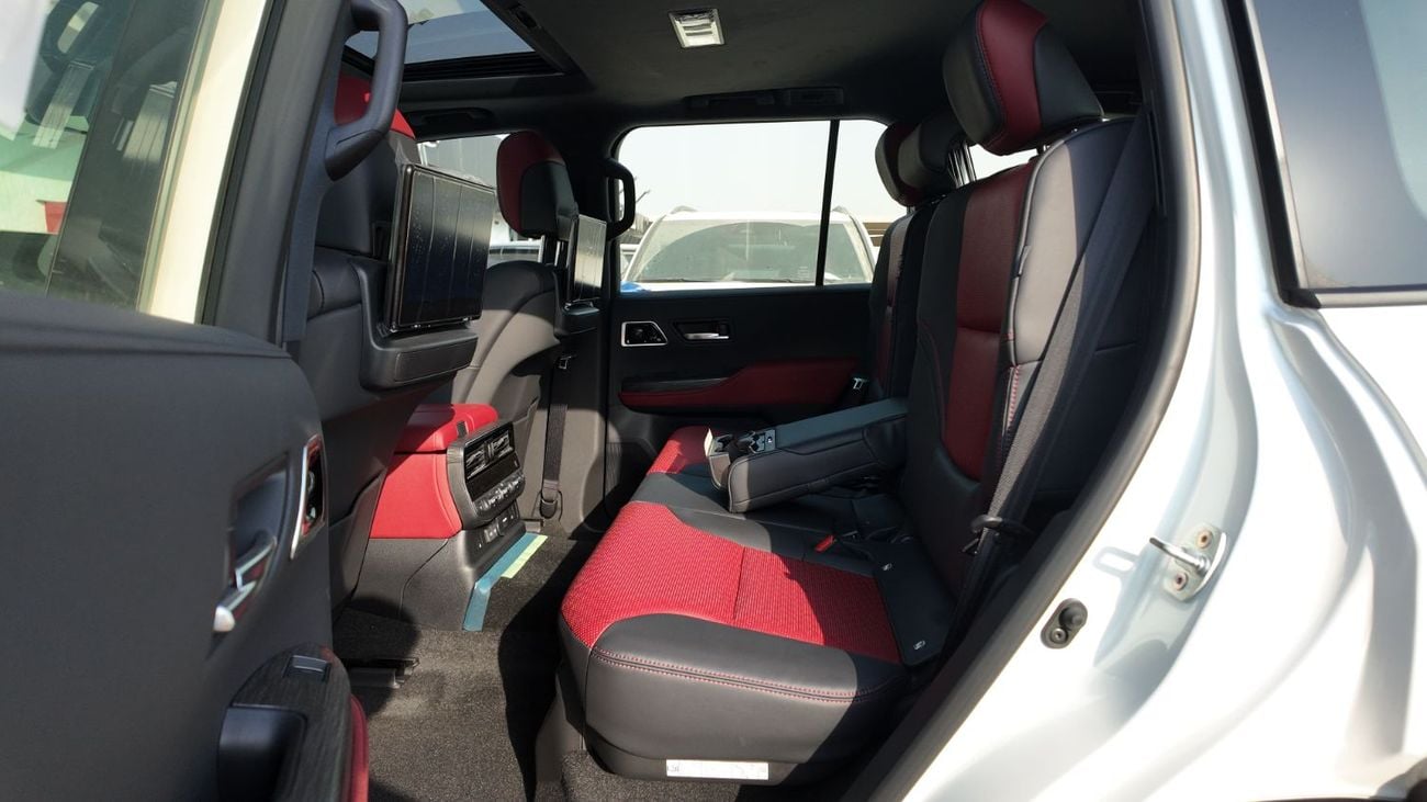 تويوتا لاند كروزر GR SPORT Hybrid