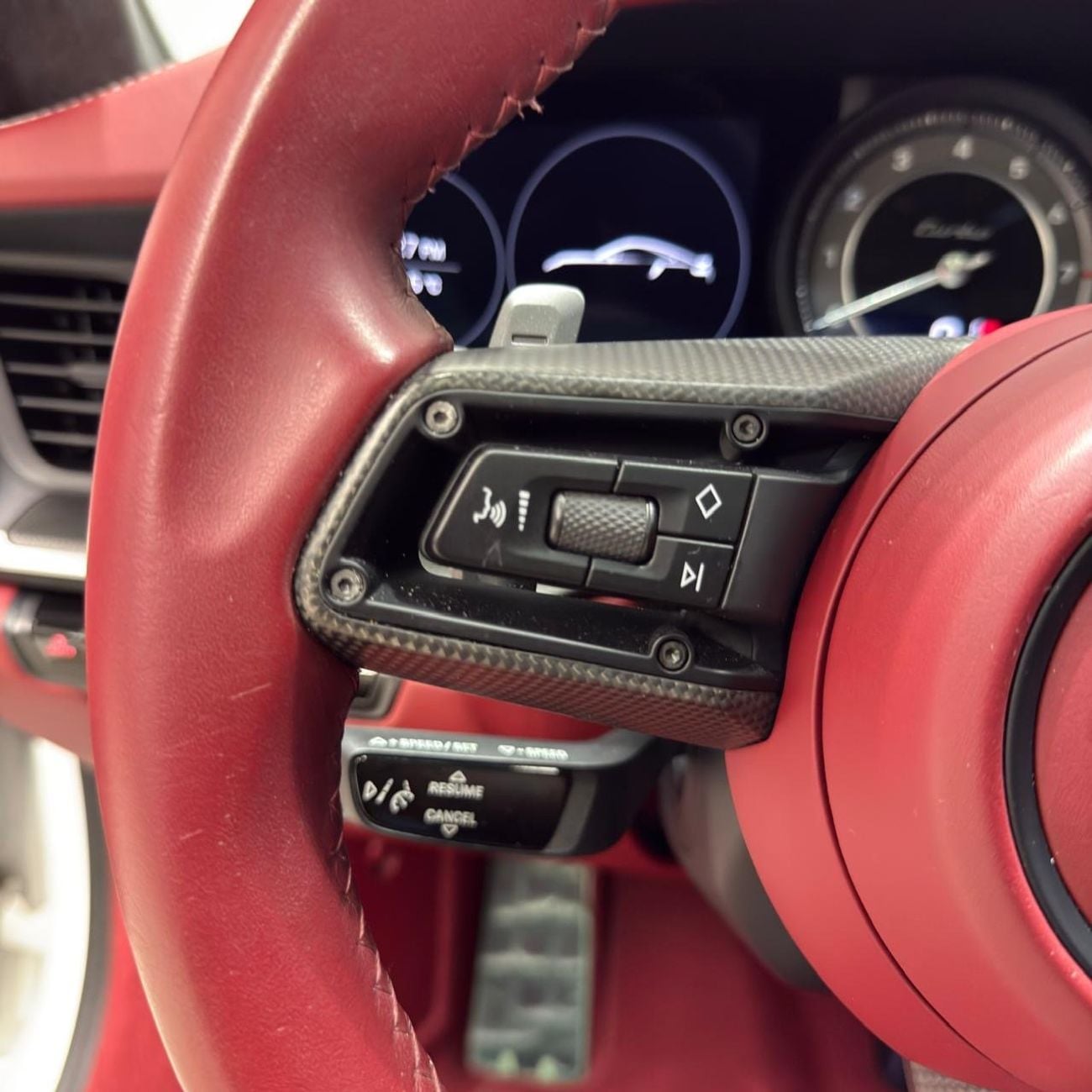 Porsche 911 TURBO GCC under warranty