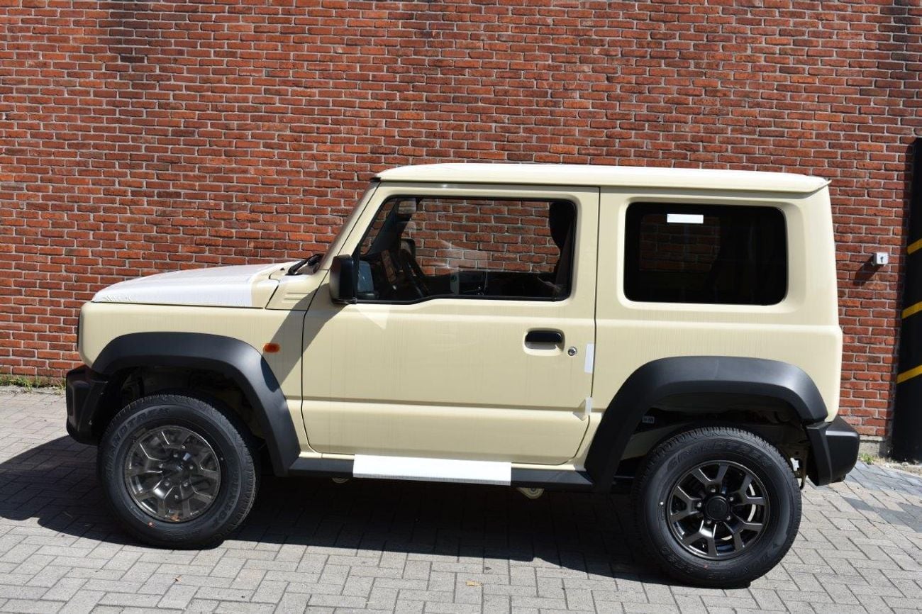 Suzuki Jimny GL . 1.5L . 4 Cyl . 4-Speed Automatic . Petrol . 4WD . 5 Seats . 3 Door