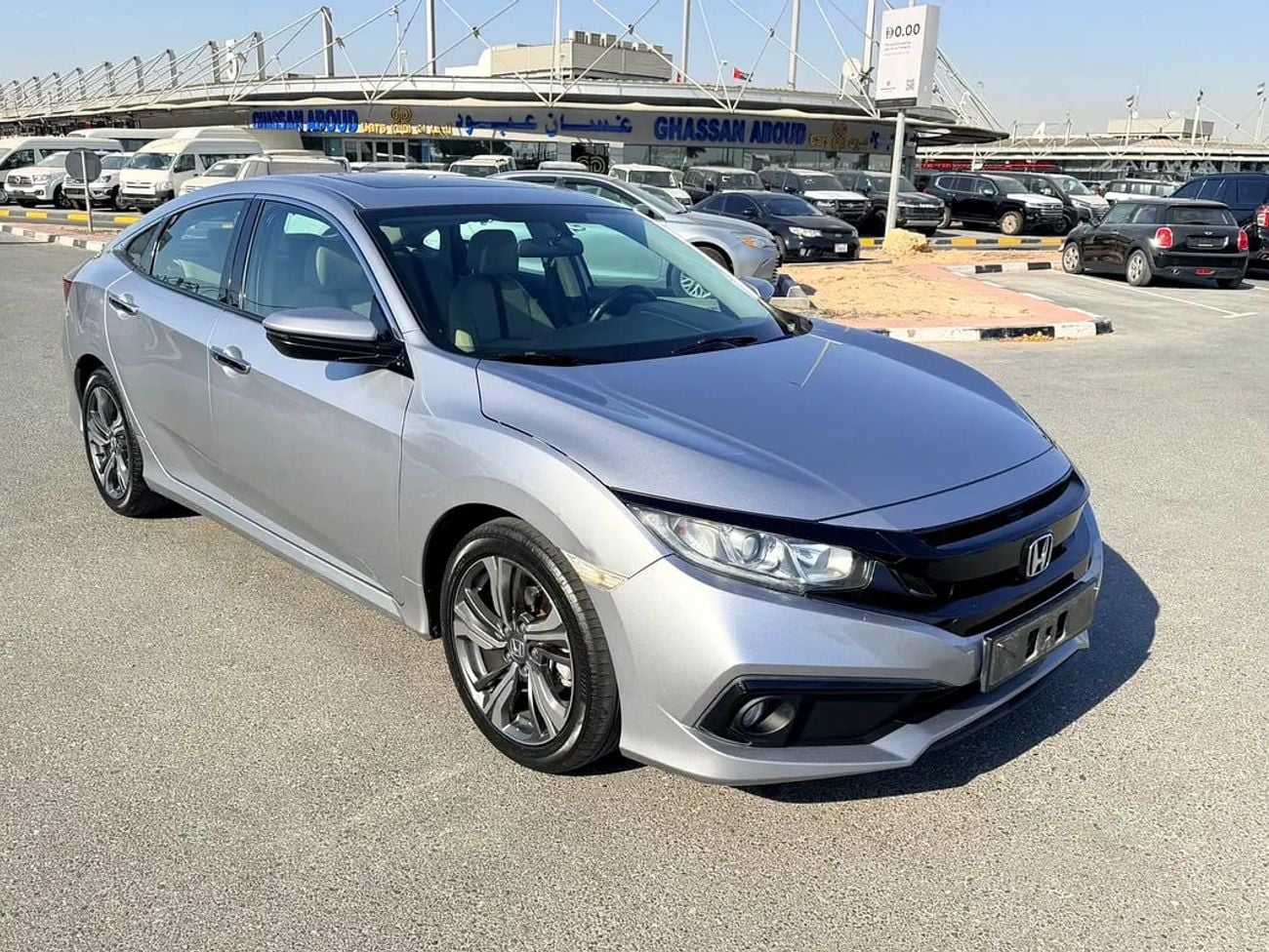 Honda Civic 1.8 i-VTEC GCC Specs single owner full service history from al Futtaim automobiles