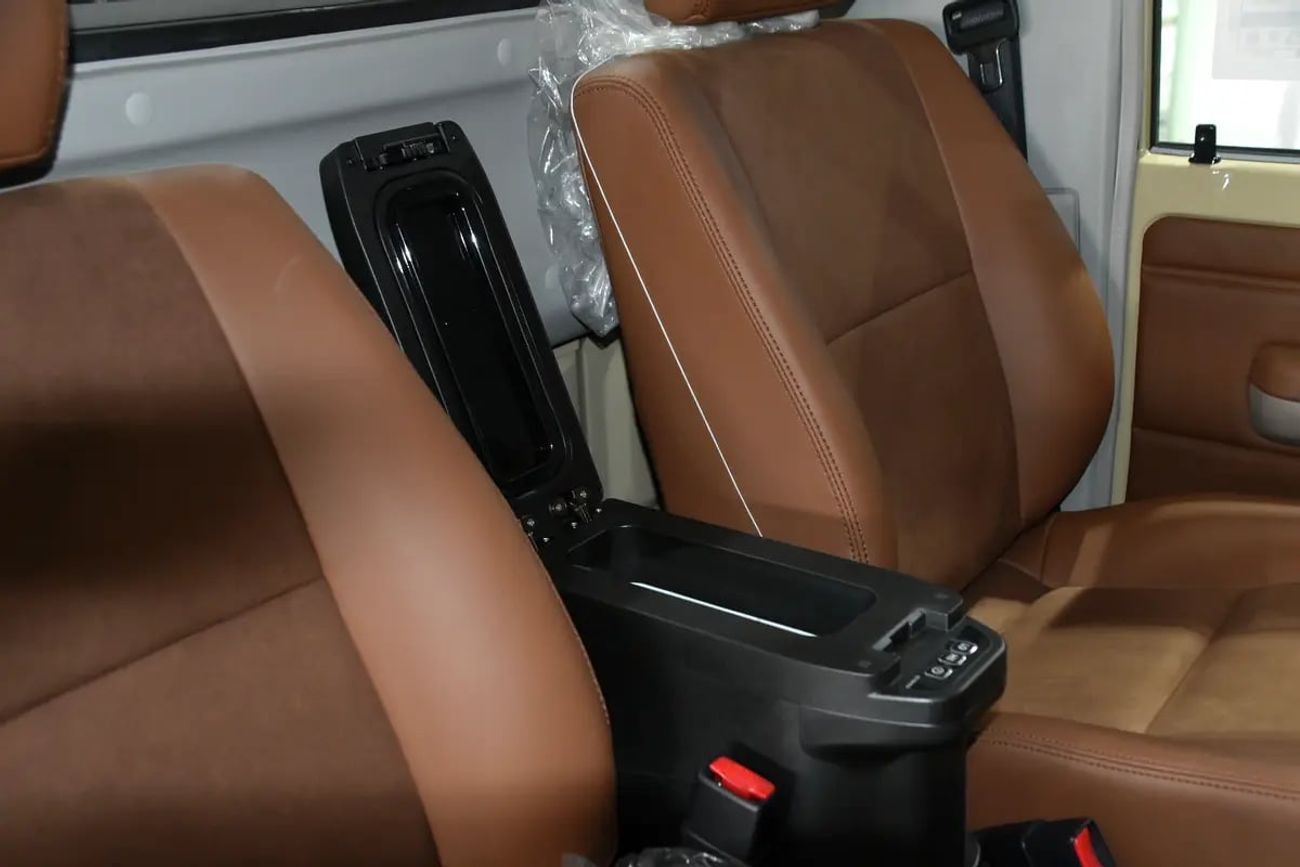 Toyota Land Cruiser 70 LC79 LX GCC Specs- Al-futtaim Warranty