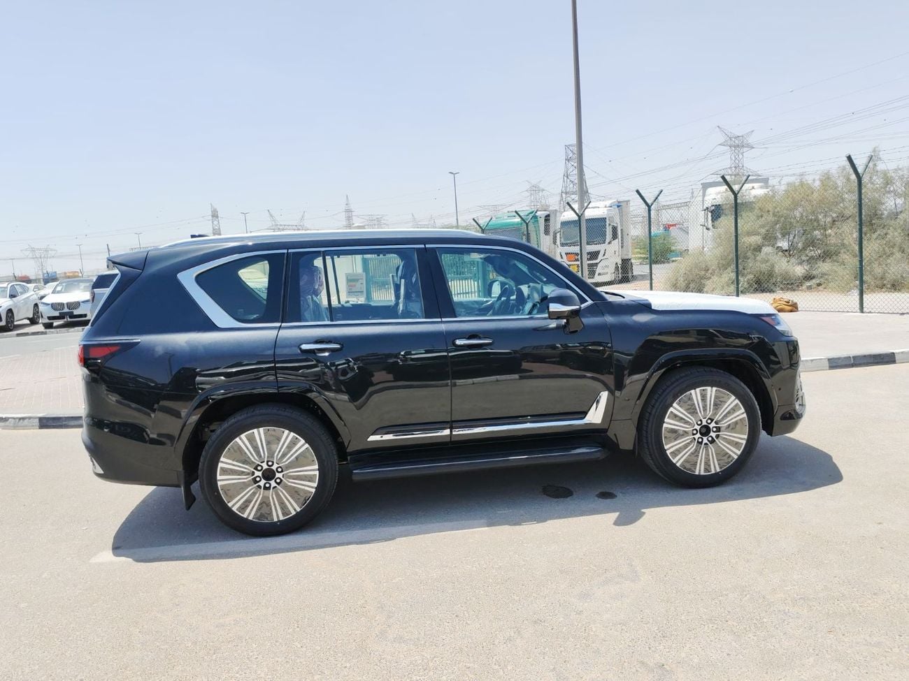 Lexus LX700h SIGNATURE 2026 Lexus LX700h Turbo Sport (7-Seater) with Auto Park 3.5L V6 Twin-Turbo Hybrid A/T 4WD
