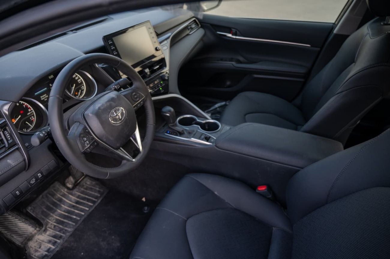 Toyota Camry GLE-X