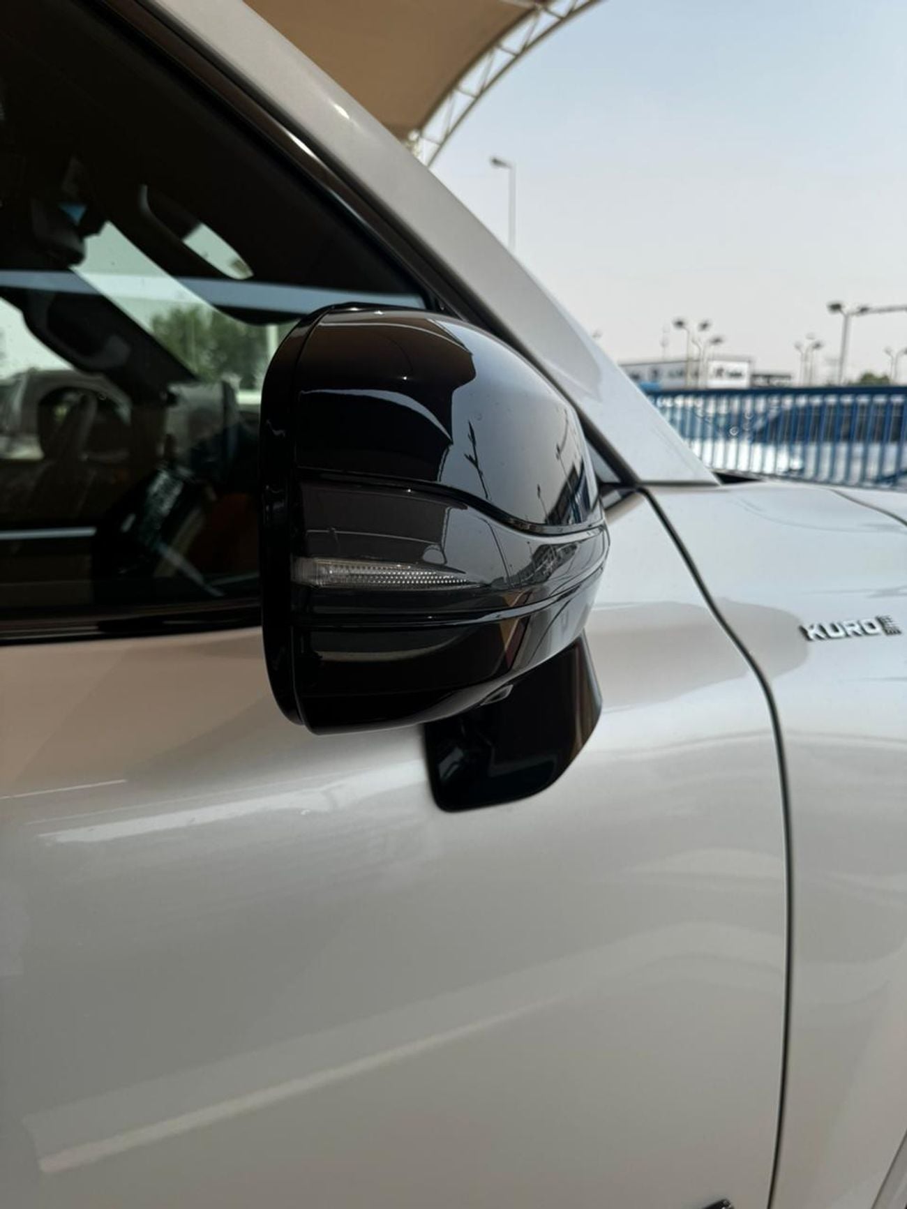لكزس LX 700h VIP لكزس LX700h VIP كورو