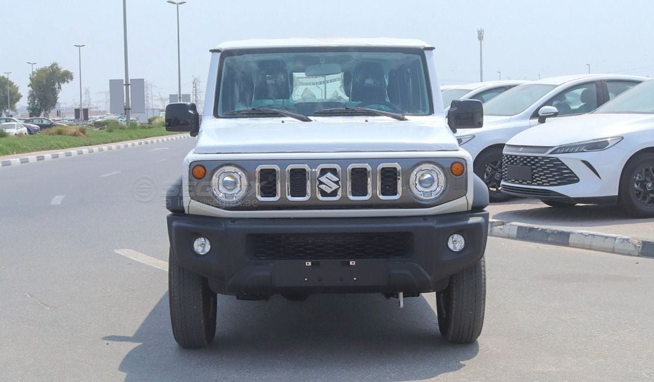 سوزوكي جيمني GLX . 1.5L . Petrol . 4WD . 4-Speed Automatic . 5 Seats . 5 Doors موديل 2026. للتصدير