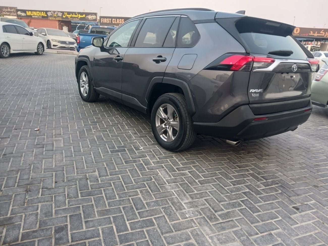 Toyota RAV4 ADVENTURE