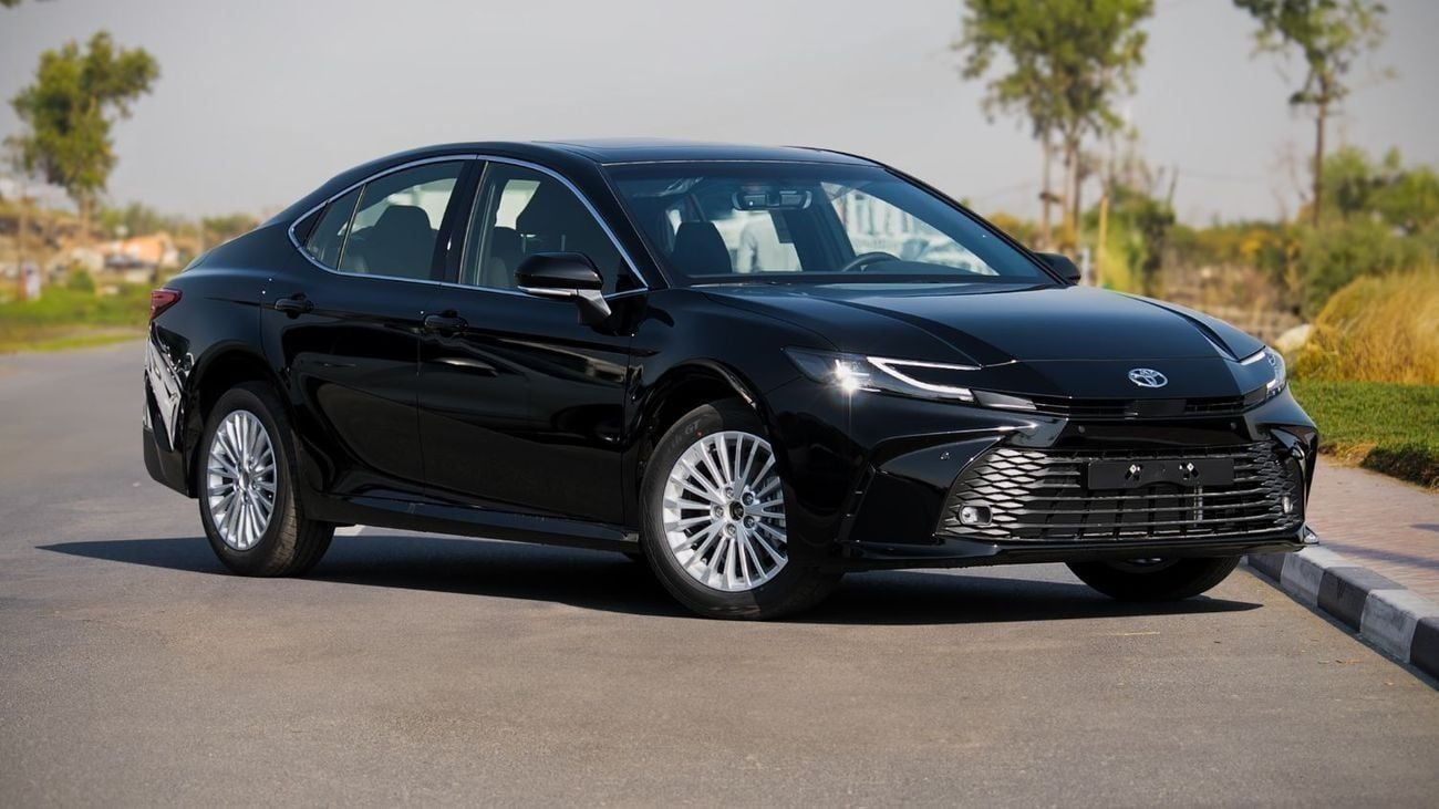 Toyota Camry LE 2.5L - Black Inside Black | Export Only
