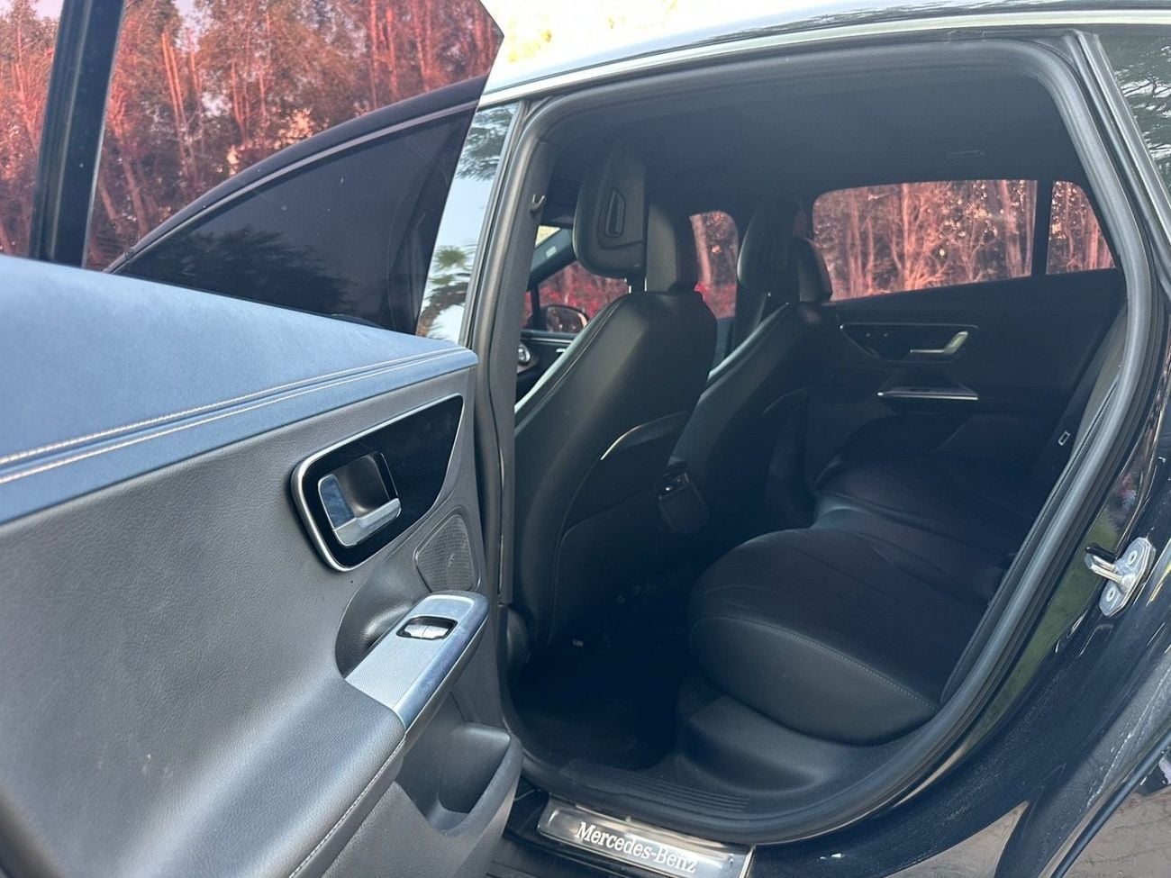 مرسيدس بنز EQE 350+ ستاندارد EQE 350 | 2023 | 4MATIC | 292HP