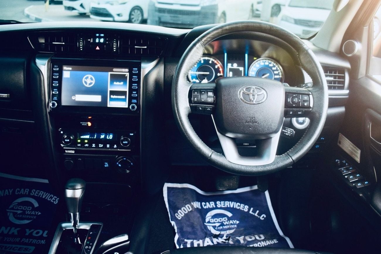 Toyota Fortuner 2.8 4 cylinder Diesel Automatic Gear 7 seater 5 door RHD