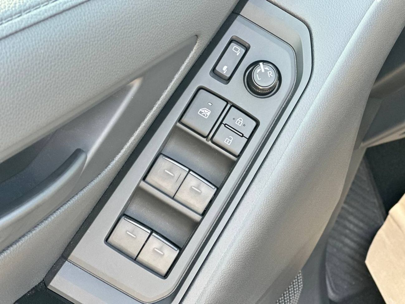 Toyota Land Cruiser GXR