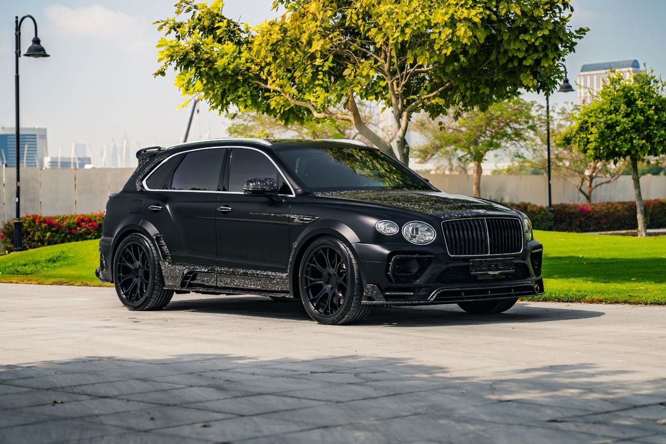 Bentley Bentayga S Fully loaded Original paint No accident with Service History completely covered by PPF