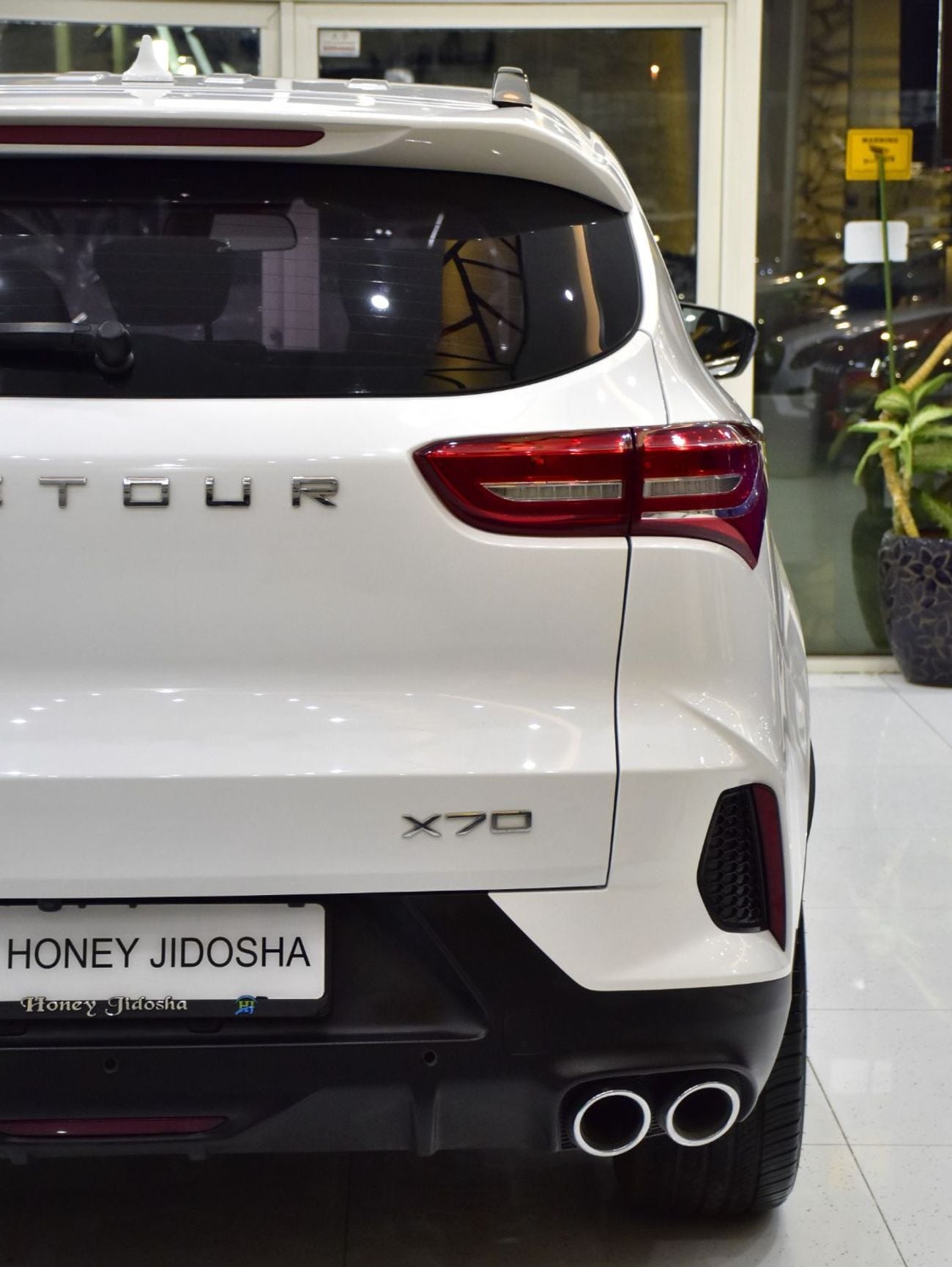 Jetour X70 LUX EXCELLENT DEAL for our Jetour X70 ( 2024 Model ) in White Color GCC Specs