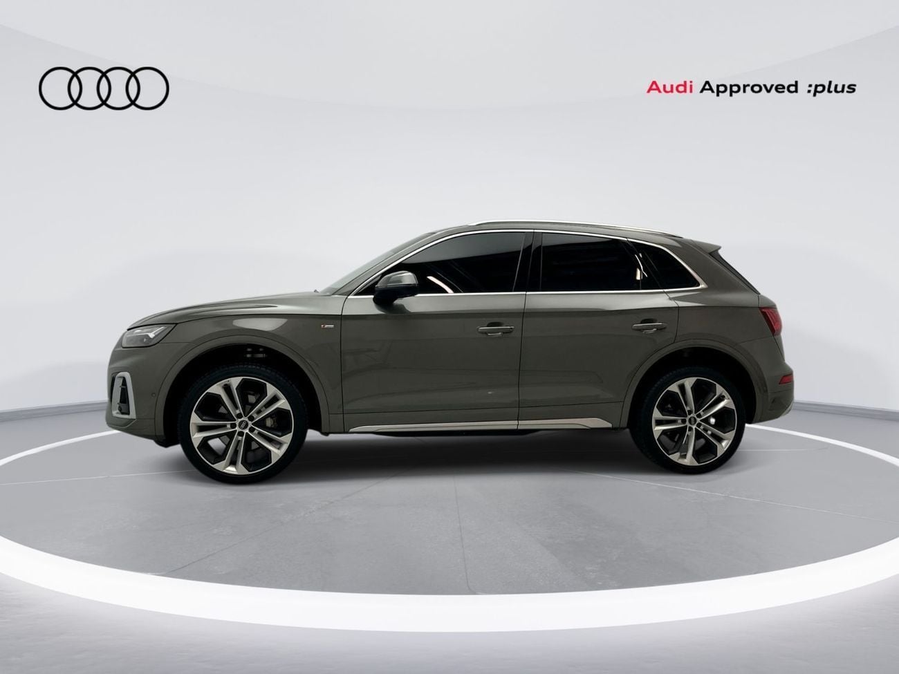 Audi Q5 45 TFSI S-LINE quattro 249hp (Ref# 77723)