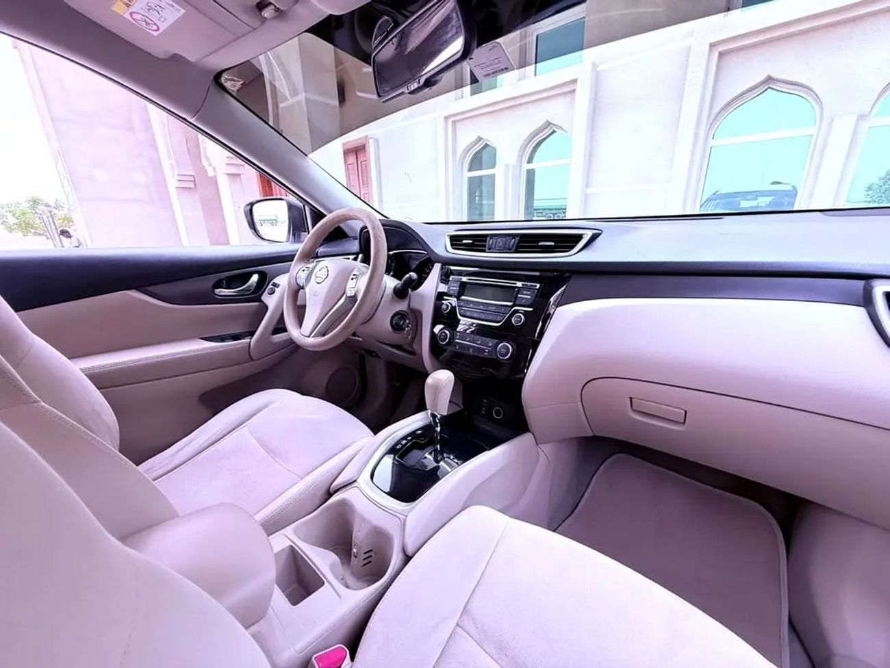 Nissan X Trail نيسان اكس تريل خليجي بحالة ممتازة SE GCC Specs