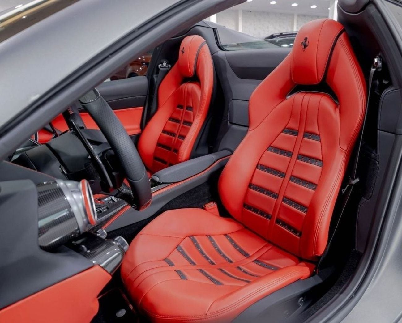 Ferrari 812 Std FERRARI 812-GTS SPIDER - CARBON PACKAGE - HARD TOP CONVERTIBLE