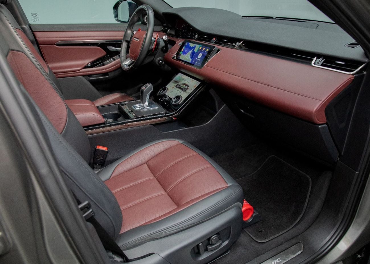Land Rover Range Rover Evoque R-DYNAMIC HSE P250