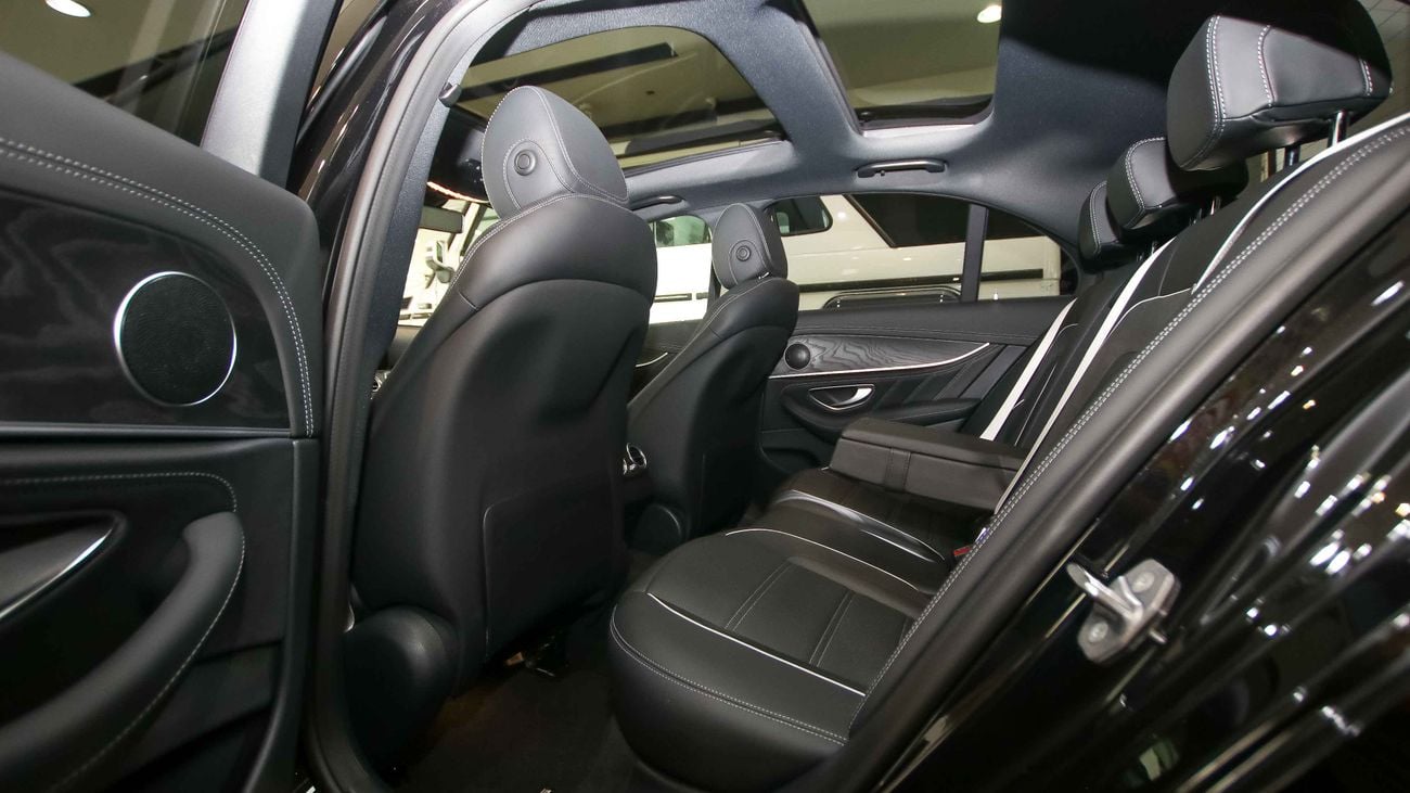 Mercedes Benz E63 AMG S 4 Matic