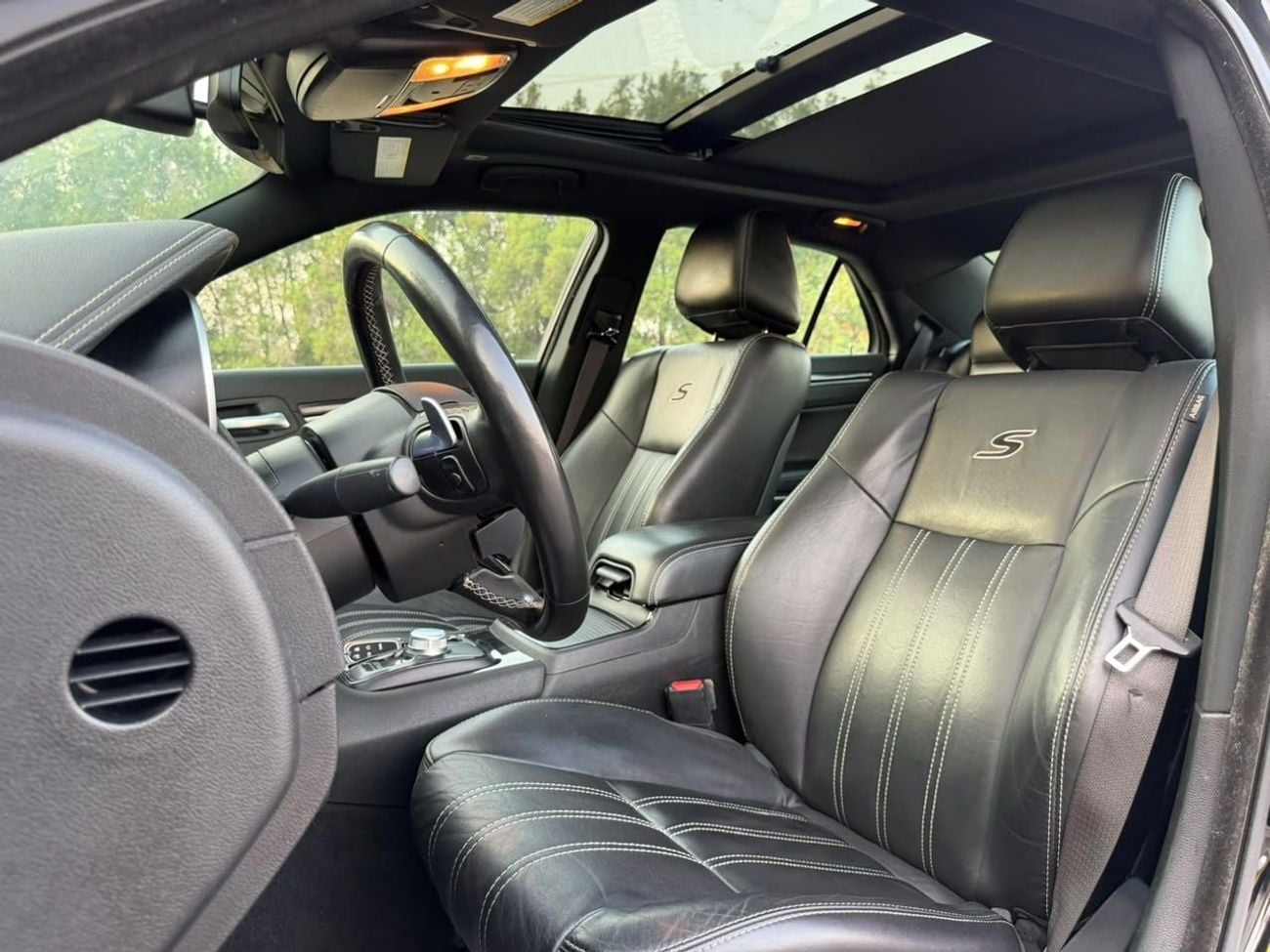 كرايسلر 300s كرايسلر 300S موديل 2021 | محرك V6 رياضي | مواصفات أمريكية | حالة ممتازة