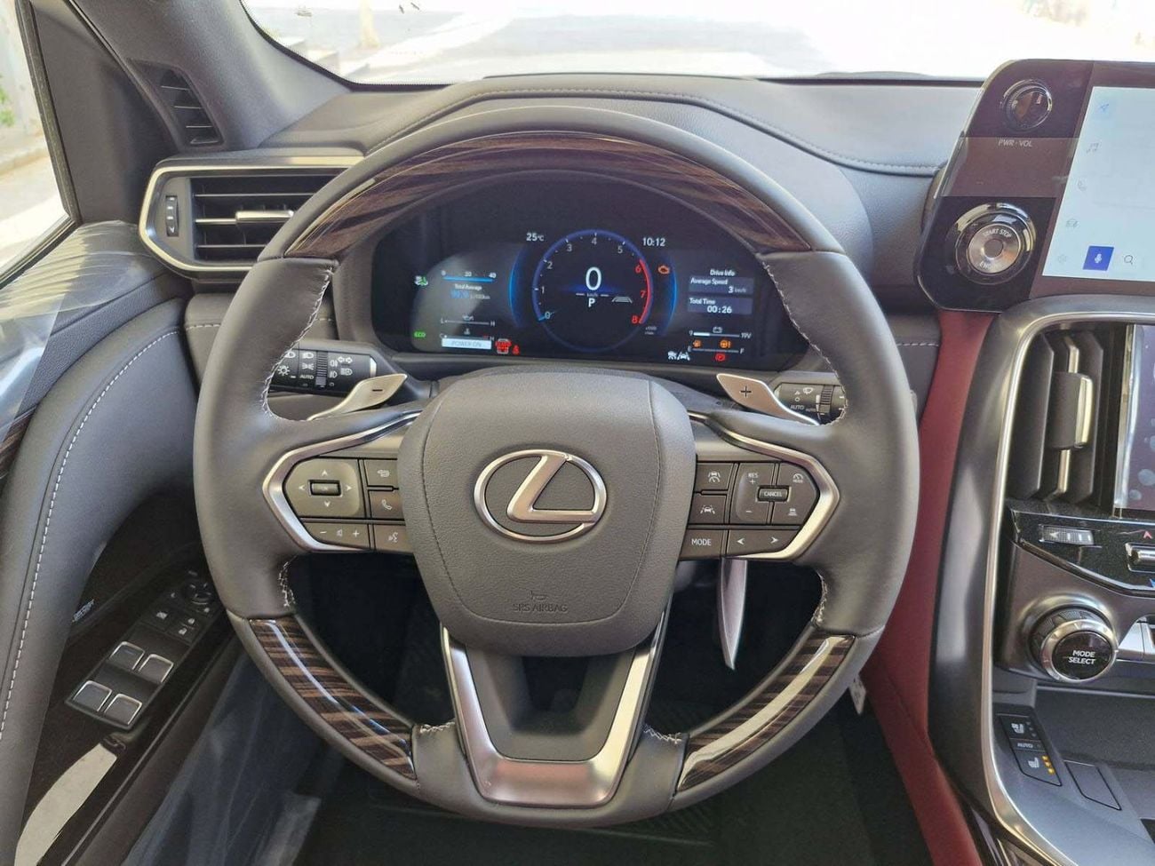 Lexus LX600 PRESTIGE