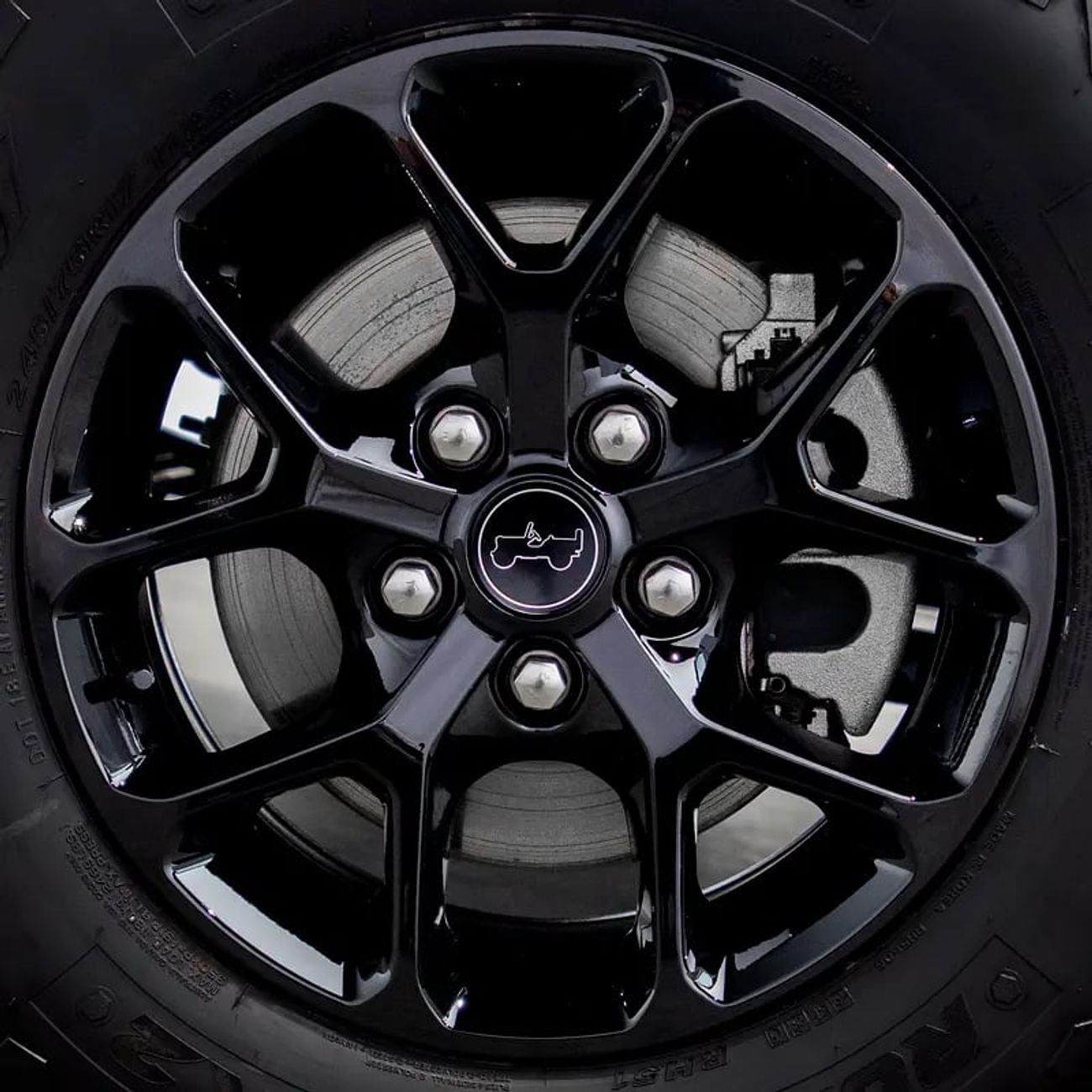 جيب رانجلر سبورت Black Edition 0% DP Available • FDSH • Warranty Until • GCC