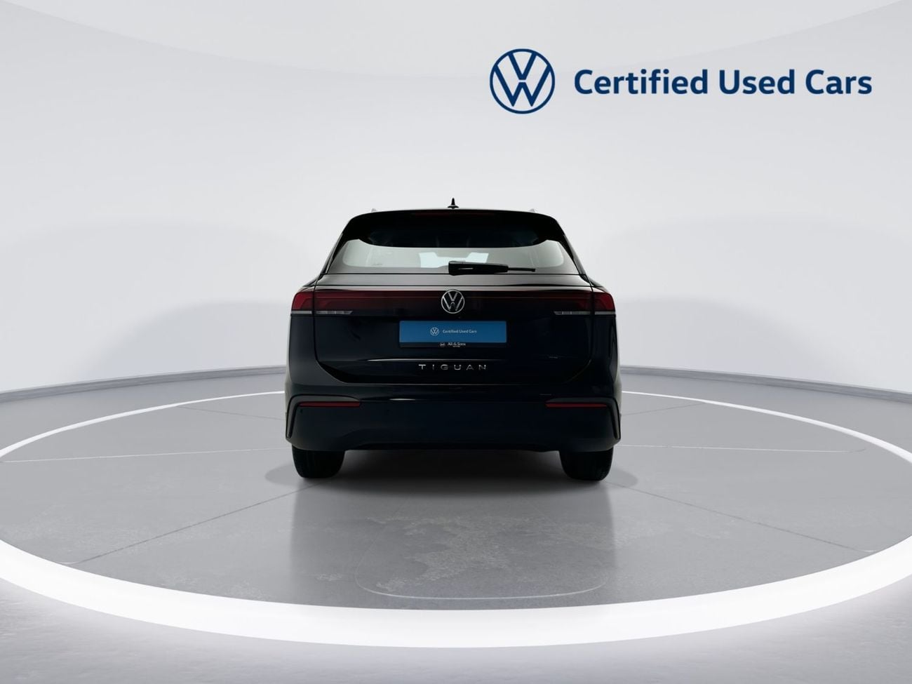 Volkswagen Tiguan LIFE Tiguan Life with Rear View Camera 1.4L | All-New Generation Design | VW Certified | Apple CarPlay