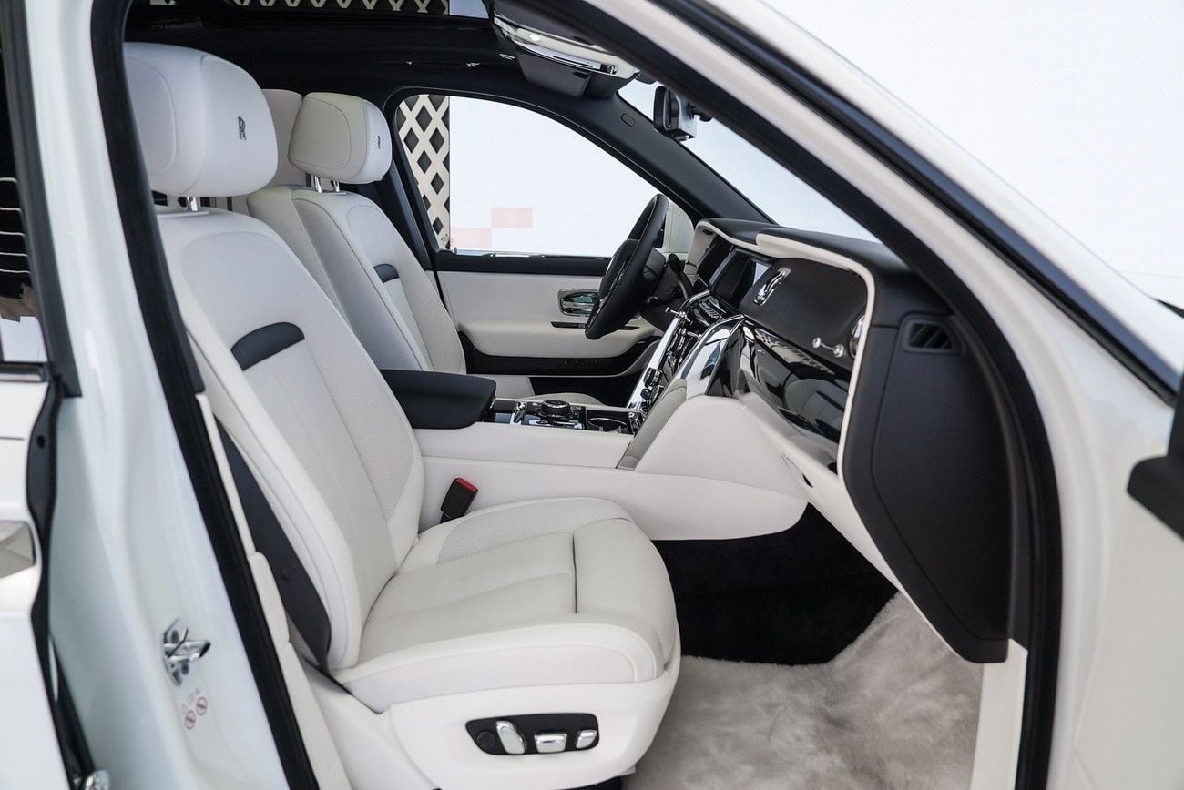 Rolls Royce Cullinan STANDARD