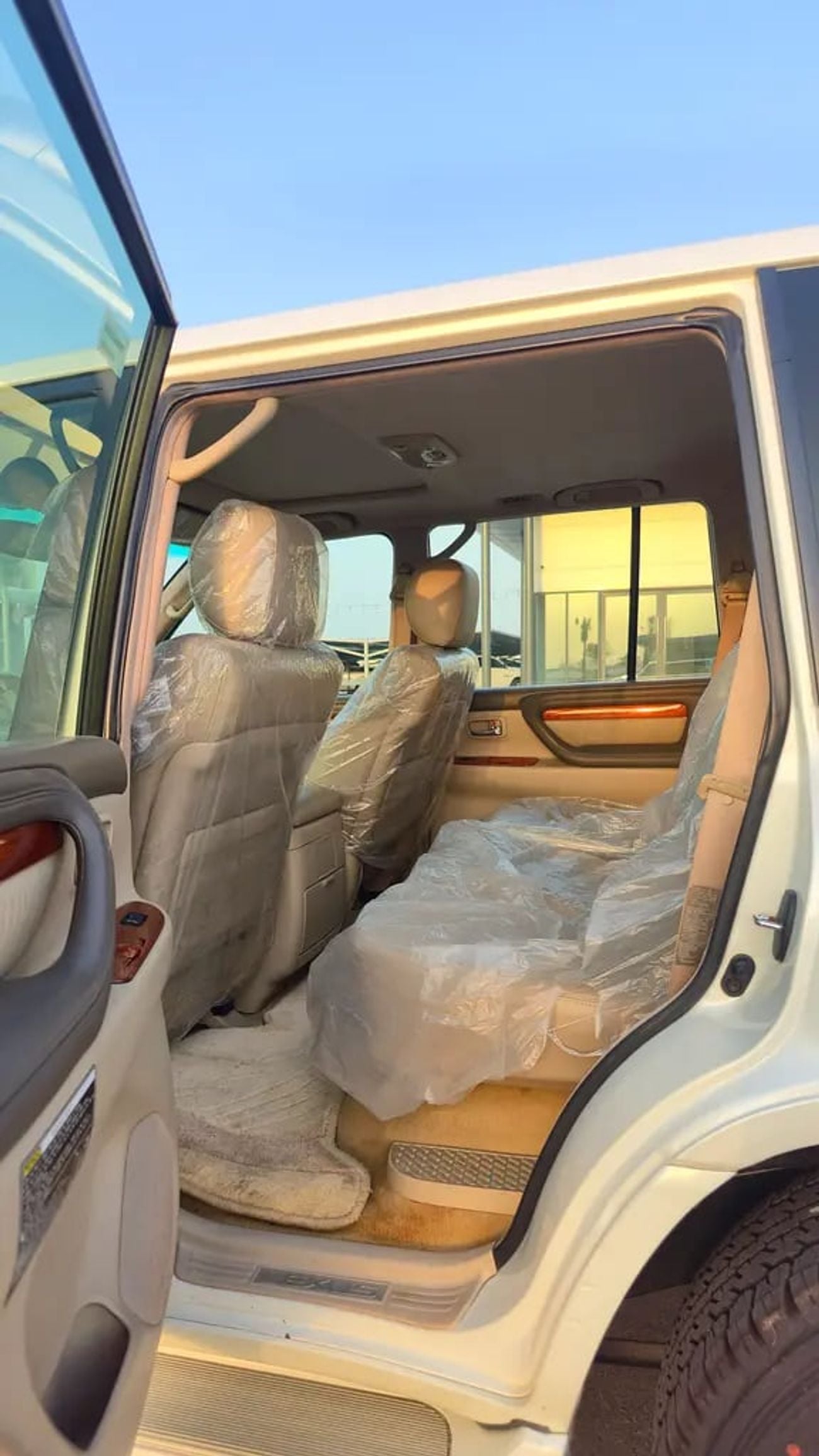 Lexus LX470 NAVIGATION LX 470 GCC Specs