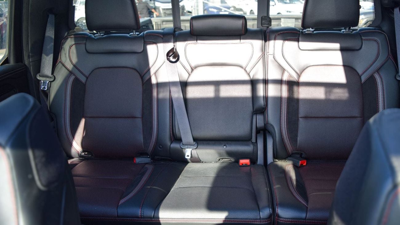 RAM 1500 REBEL 2025 X - Canadian Specs - Used car Condition